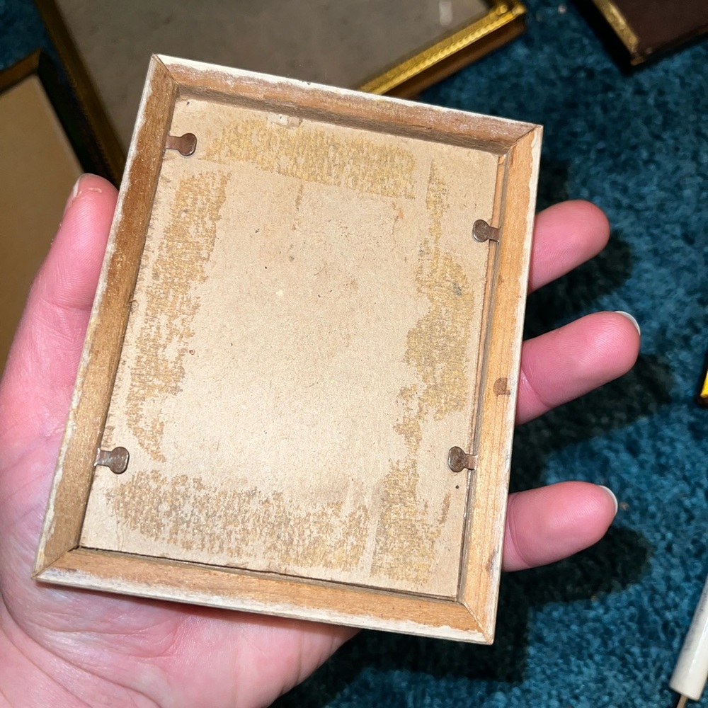 Antique Small Wooden Ornate Cottagecore Picture Frame Cream Tan 3x4 - Picture 4 of 9